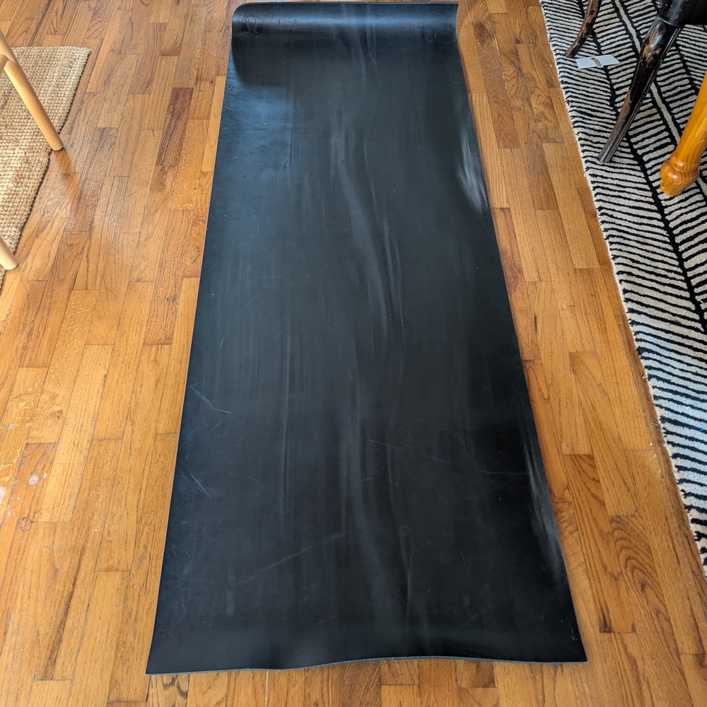 Lululemon Black Yoga Mat - Picture 11 of 16